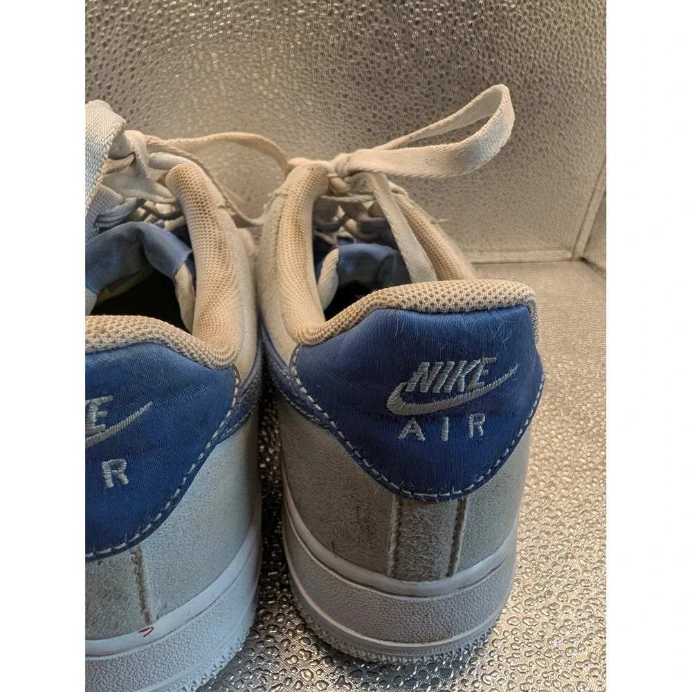 Nike Air Force 1 Low Grey Suede Blue Swoosh Sunburst Logo Sneakers 7.5